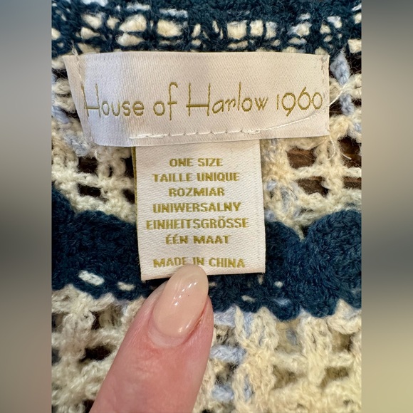 House‎ of Harlow 1960 Crochet Bow Sweater/Poncho in Cream& Navy EUC - Picture 4 of 6